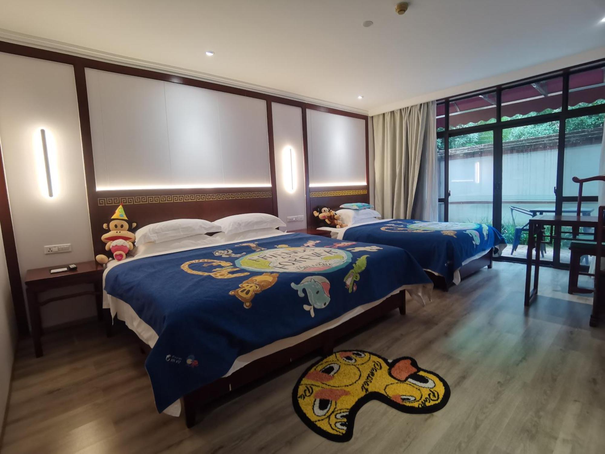 Guilin Yi Characteristic Hotel Coltd Exterior foto